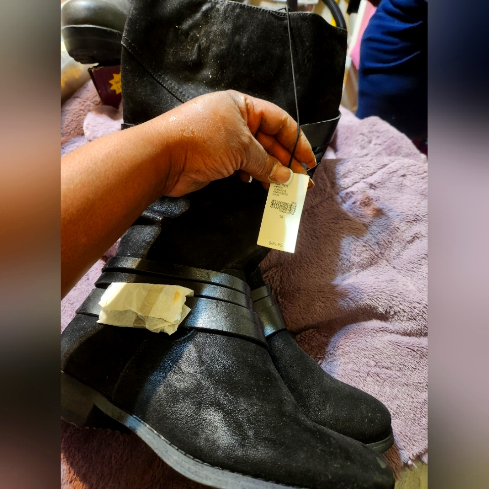 Brand New Ashley Stewart Suede Boots Size 10